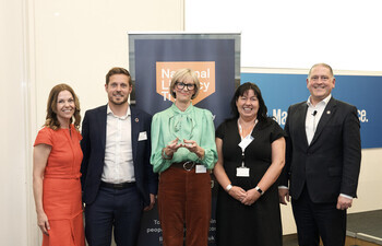 Airport receives award for making literacy soar