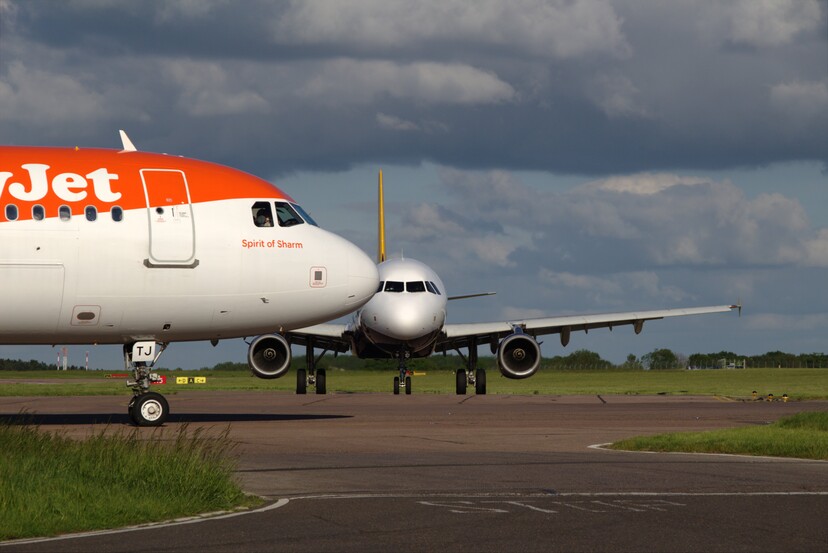 Aircraft on taxiways