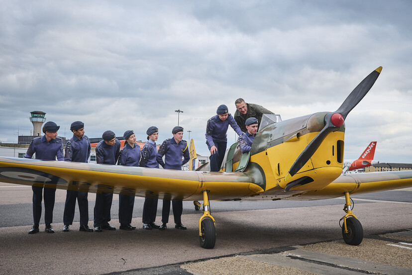 MILES MAGISTER AT LLA