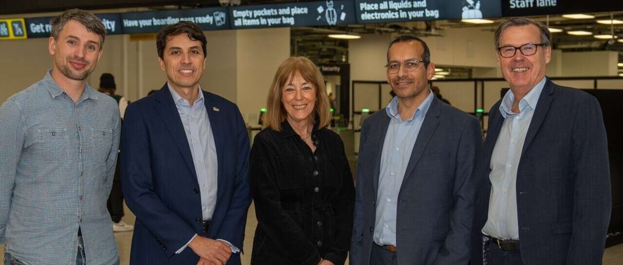 LLA and University of Beds sign AI partnership