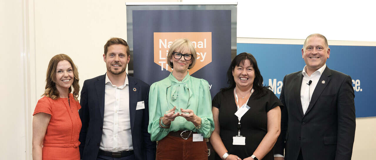 Airport receives award for making literacy soar